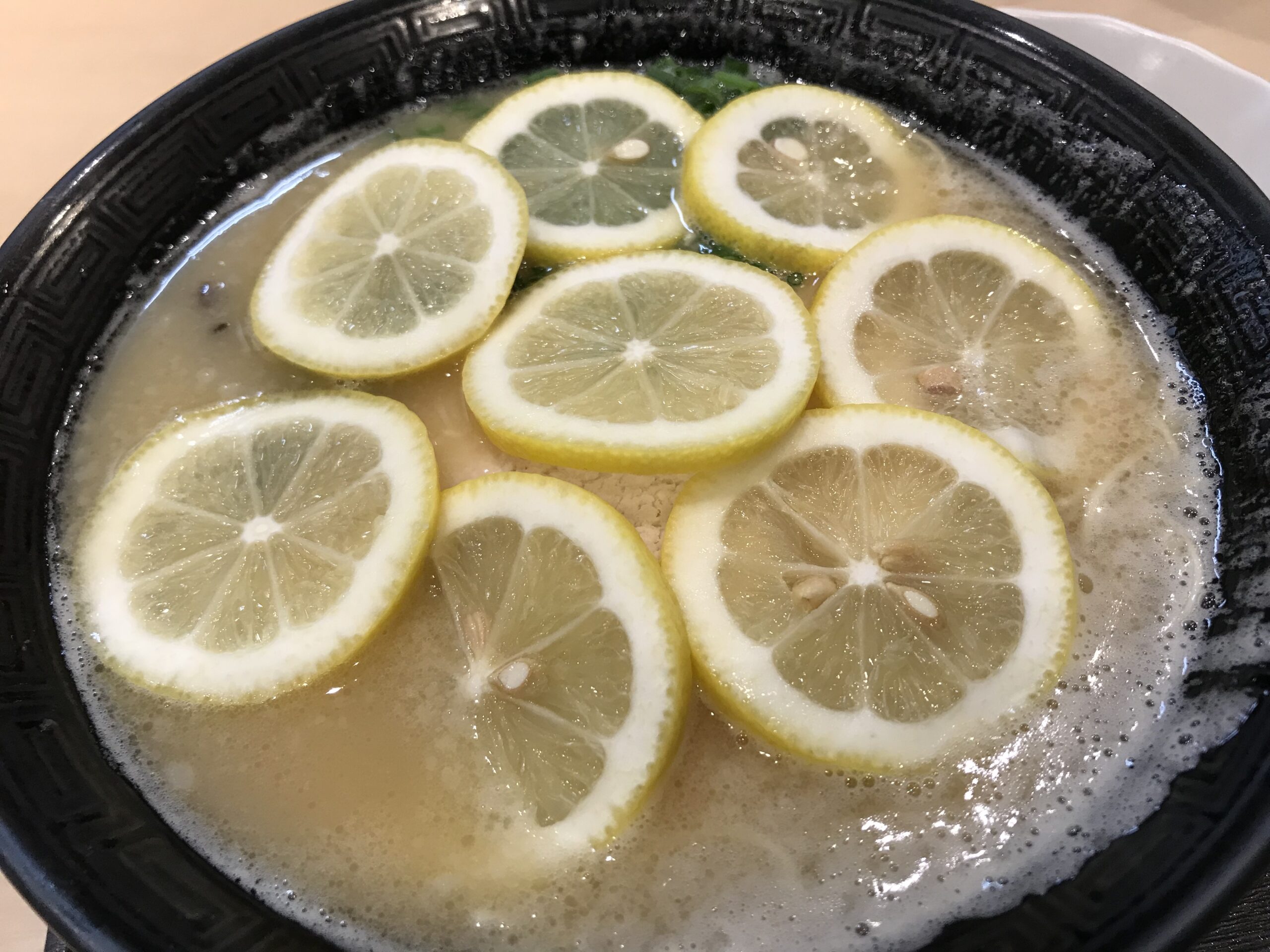 鶏そば　壽　池袋　レモンそば