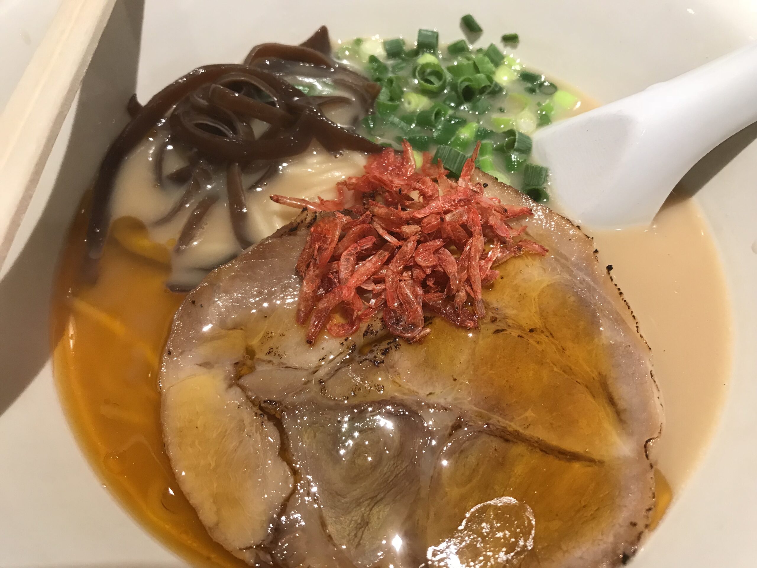 上野　じぱんぐ　エビ豚骨